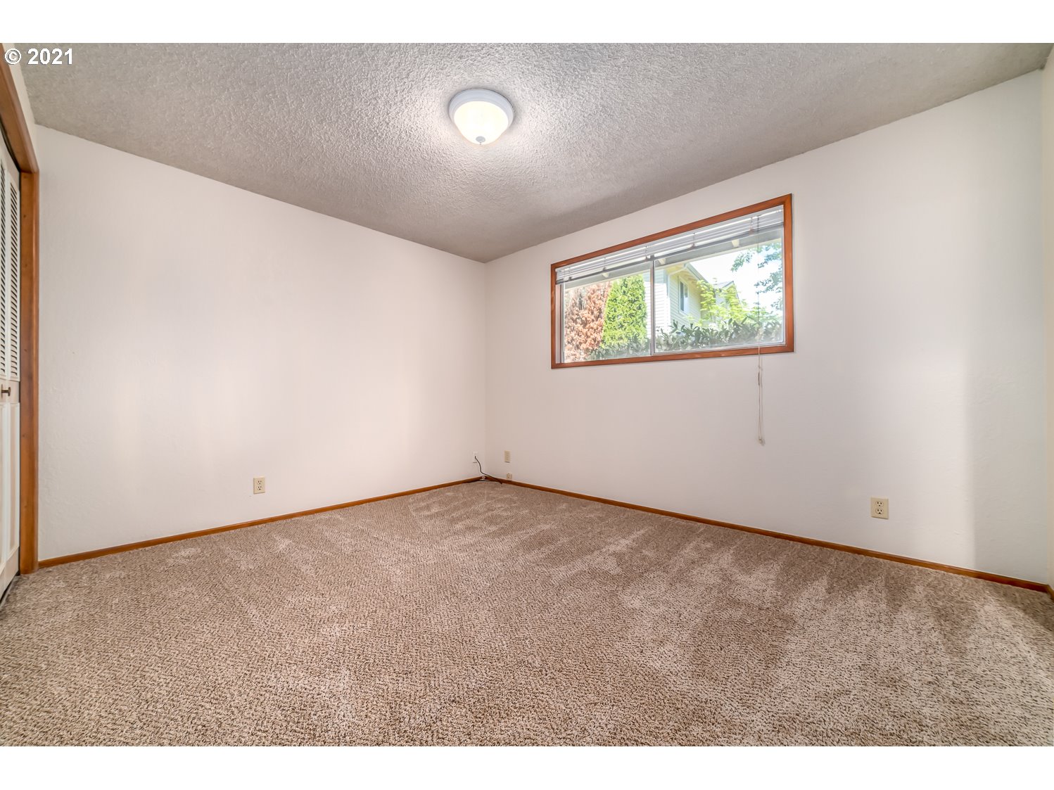 4854 Camellia Street Springfield, OR 97478 - Photo 16 of 30 Gallery Image 16