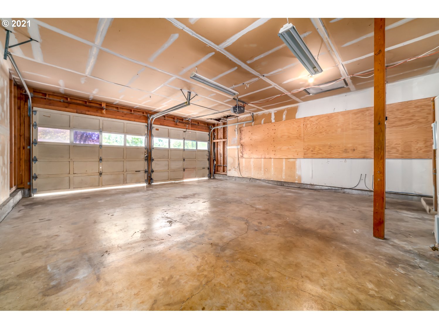 4854 Camellia Street Springfield, OR 97478 - Photo 24 of 30 Gallery Image 24