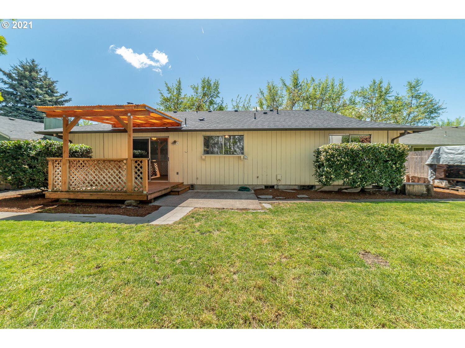 4854 Camellia Street Springfield, OR 97478 - Photo 28 of 30 Gallery Image 28