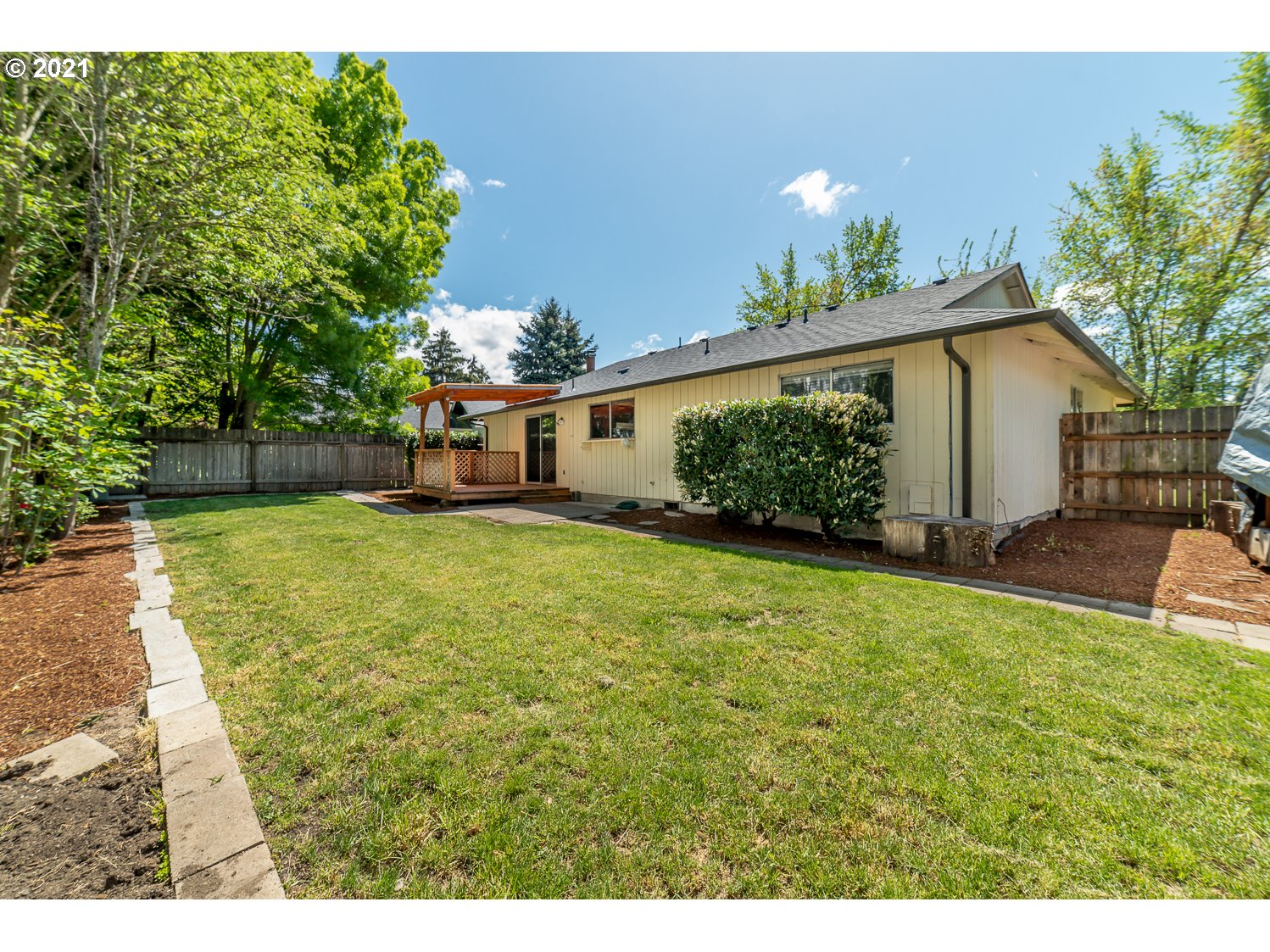 4854 Camellia Street Springfield, OR 97478 - Photo 29 of 30 Gallery Image 29