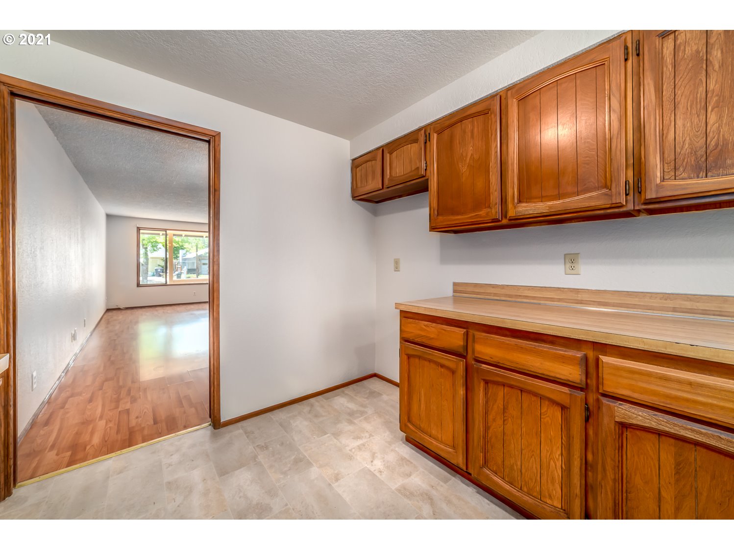4854 Camellia Street Springfield, OR 97478 - Photo 10 of 30 Gallery Image 10