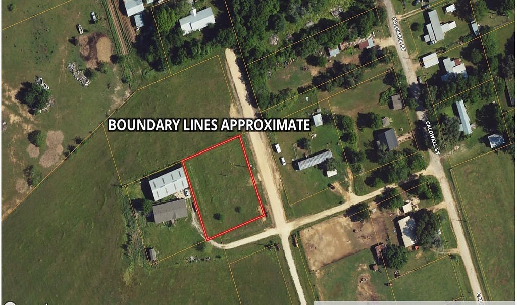 902 9th Street Lexington, TX 78947 - Photo 2 of 6 an aerial view of a house