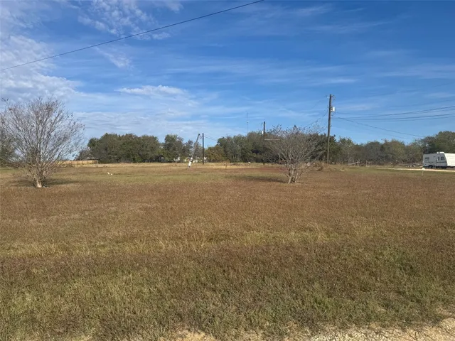 $55,500 | 902 9th Street, Lexington, TX 78947