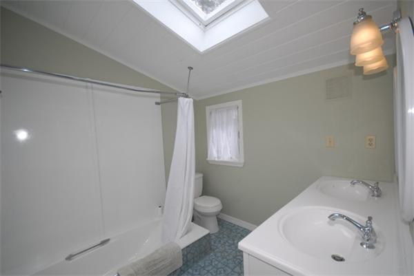 124 Rattlesnake Hill Road Andover, MA 01810 - Photo 18 of 30