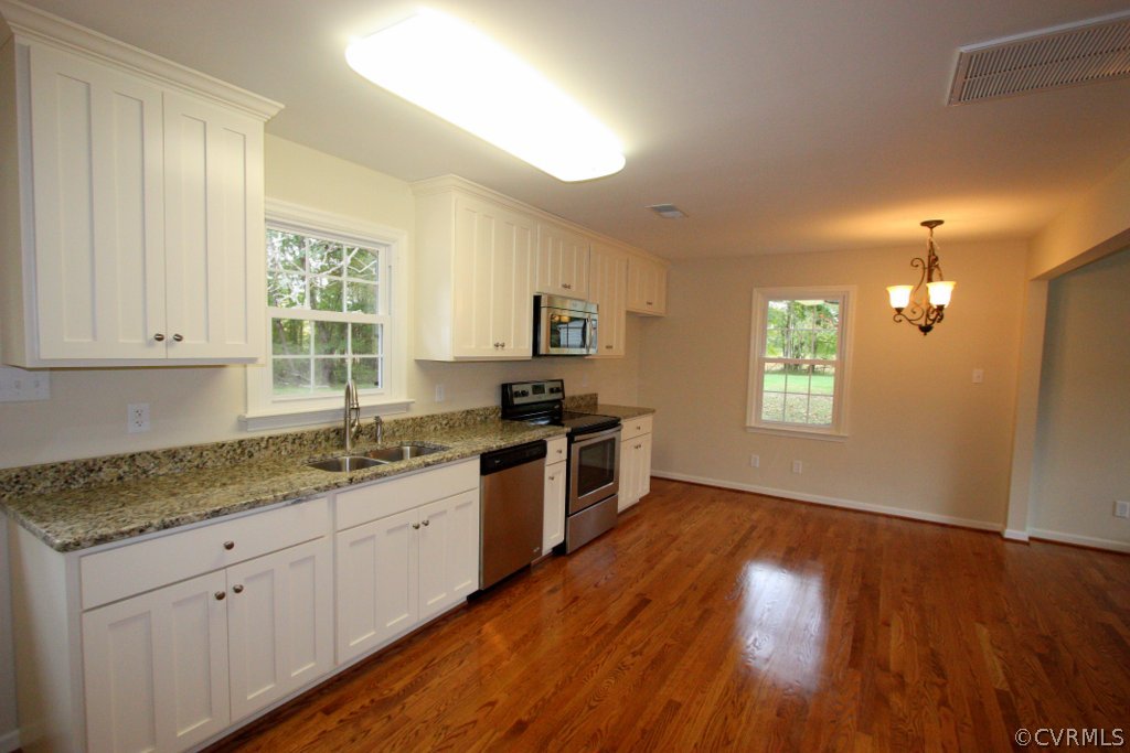 1909 Capeway Road Powhatan, VA 23139 - Photo 7 of 20 Gallery Image 7