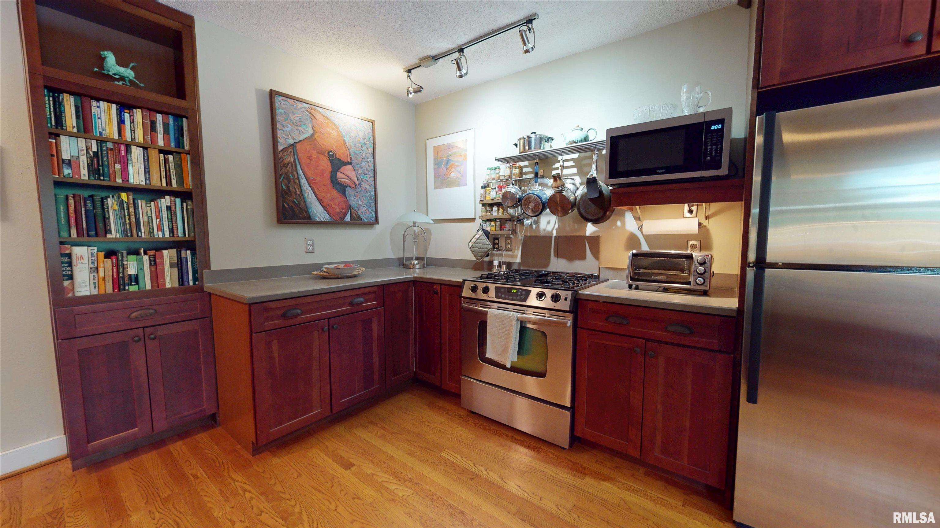 2418 North Ellory Road Peoria, IL 61615 - Photo 34 of 41