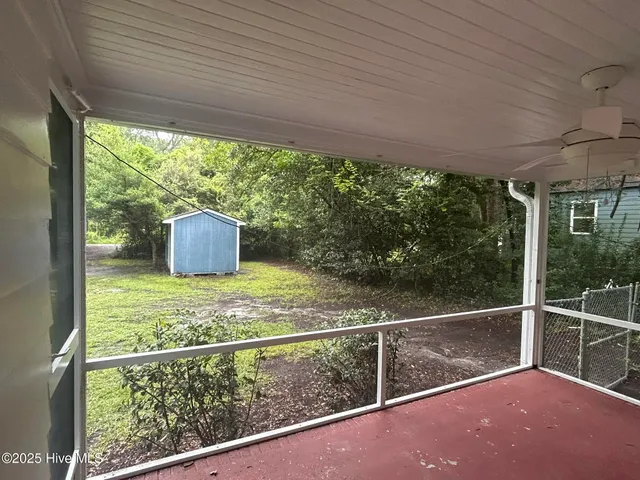 $2,900 | 4929 Oleander Drive, Wilmington, NC 28403