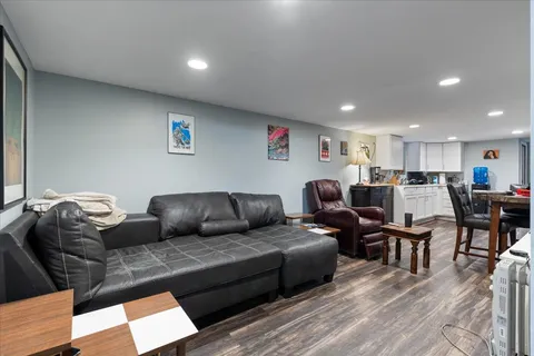 $699,000 | 4131 West Nelson Street, Chicago, IL 60641