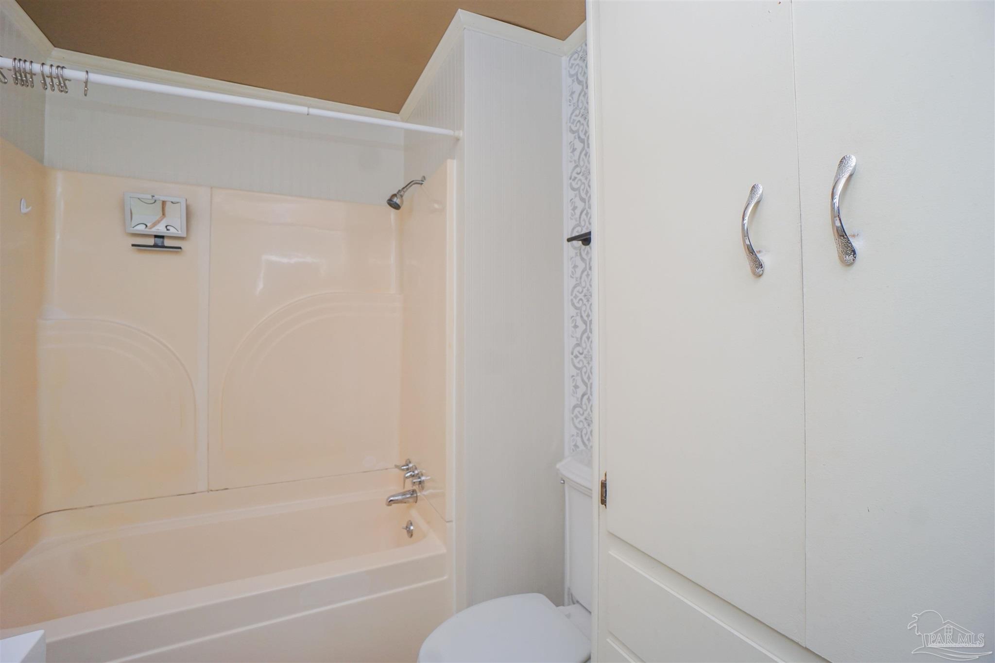 5731 Morgan Road Walnut Hill, FL 32568 - Photo 32 of 40