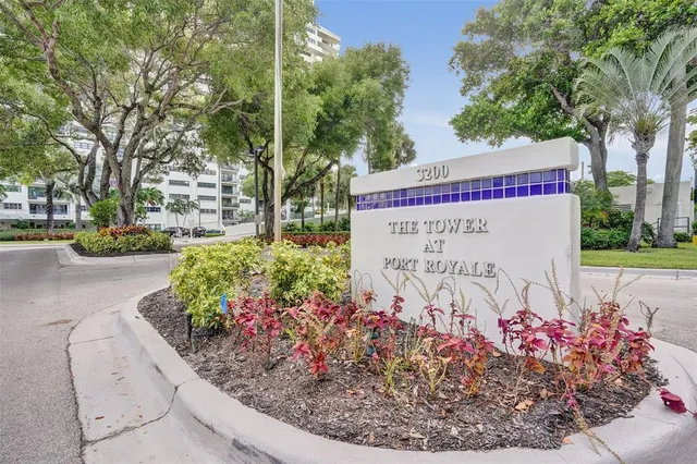 $4,300 | 3200 Port Royale Drive North, Unit 809, Fort Lauderdale, FL 33308