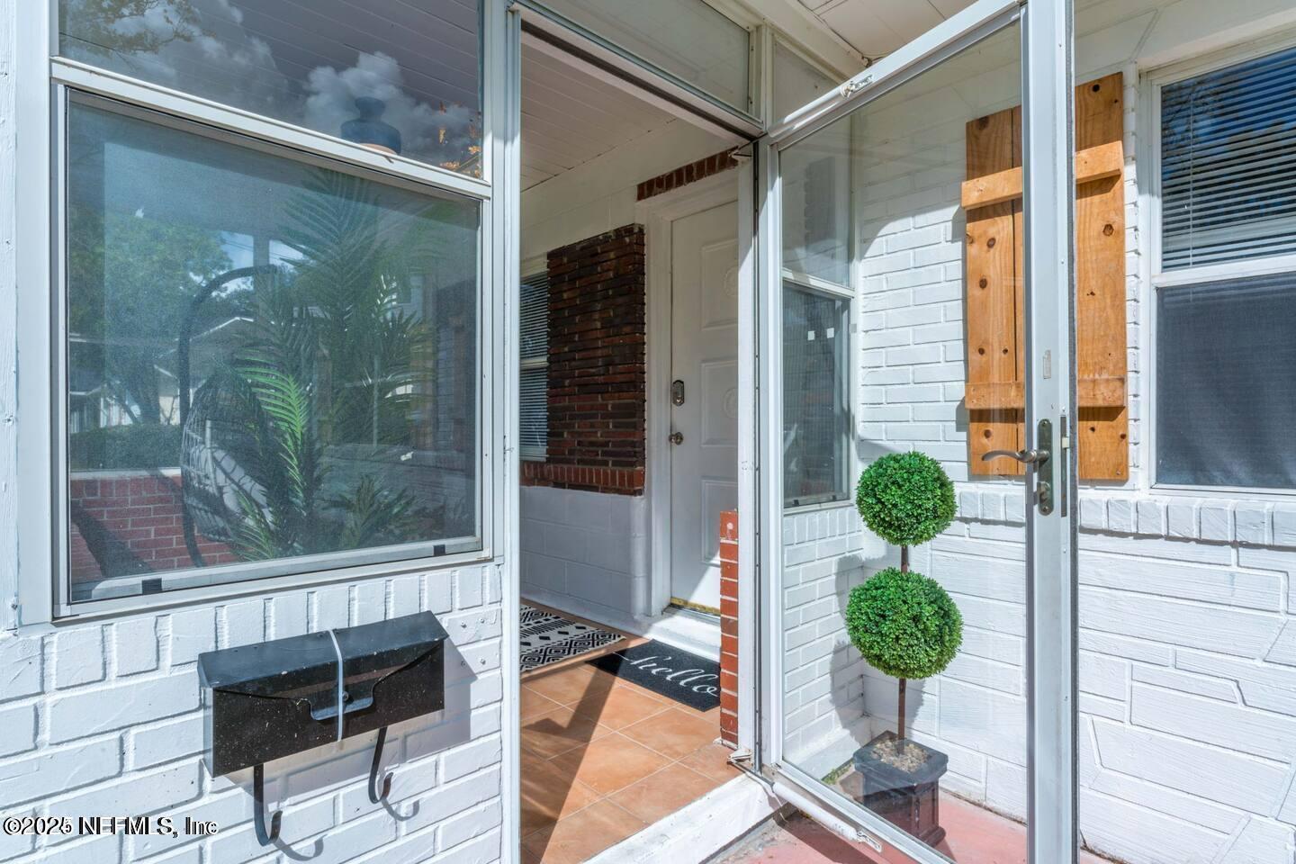 1247 Rensselaer Avenue Jacksonville, FL 32205 - Photo 2 of 24