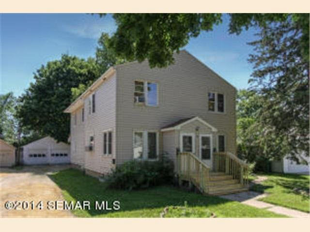 16 9th Street Northeast Rochester, MN 55906 - Photo 1 of 31