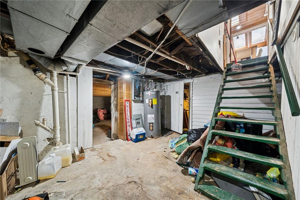 824 Magnus Lane Irwin, PA 15642 - Photo 24 of 40 a view of storage and utility room