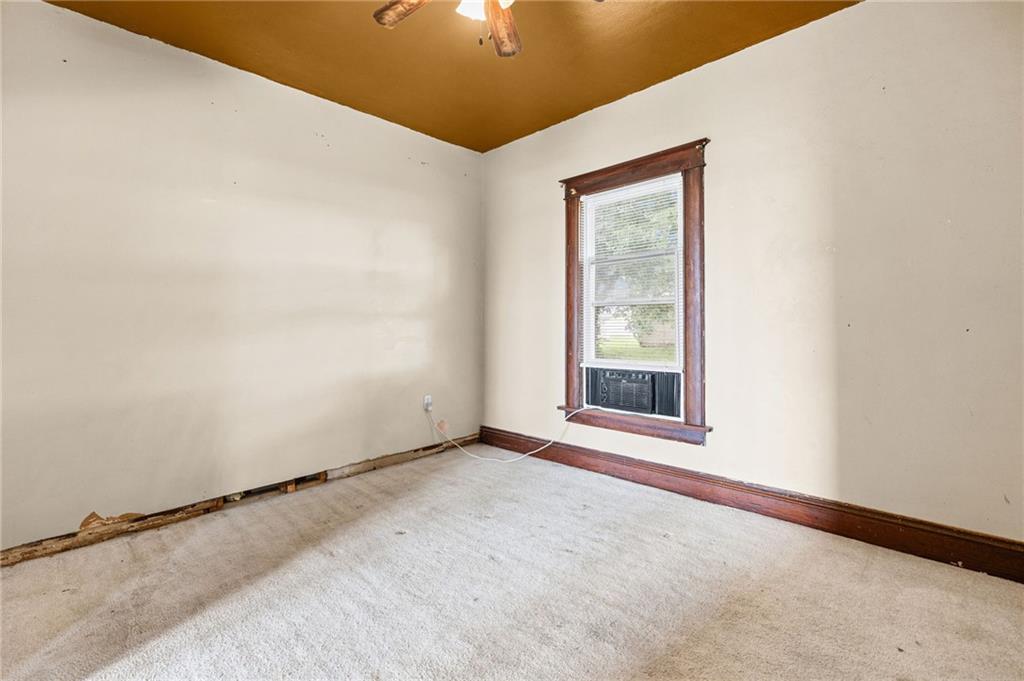 32473 Northeast Norton Road Garnett, KS 66032 - Photo 18 of 44