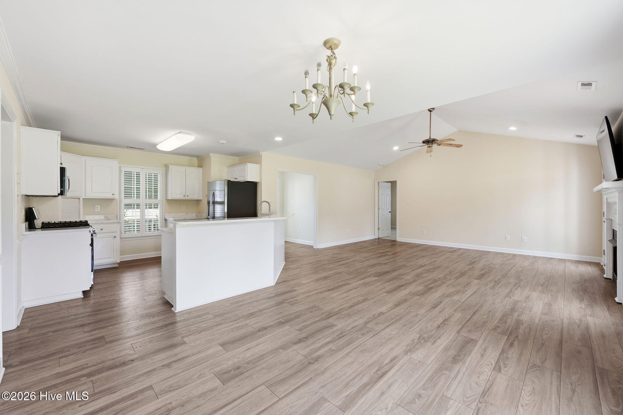 210 East Camp Kiro Road New Bern, NC 28560 - Photo 10 of 53