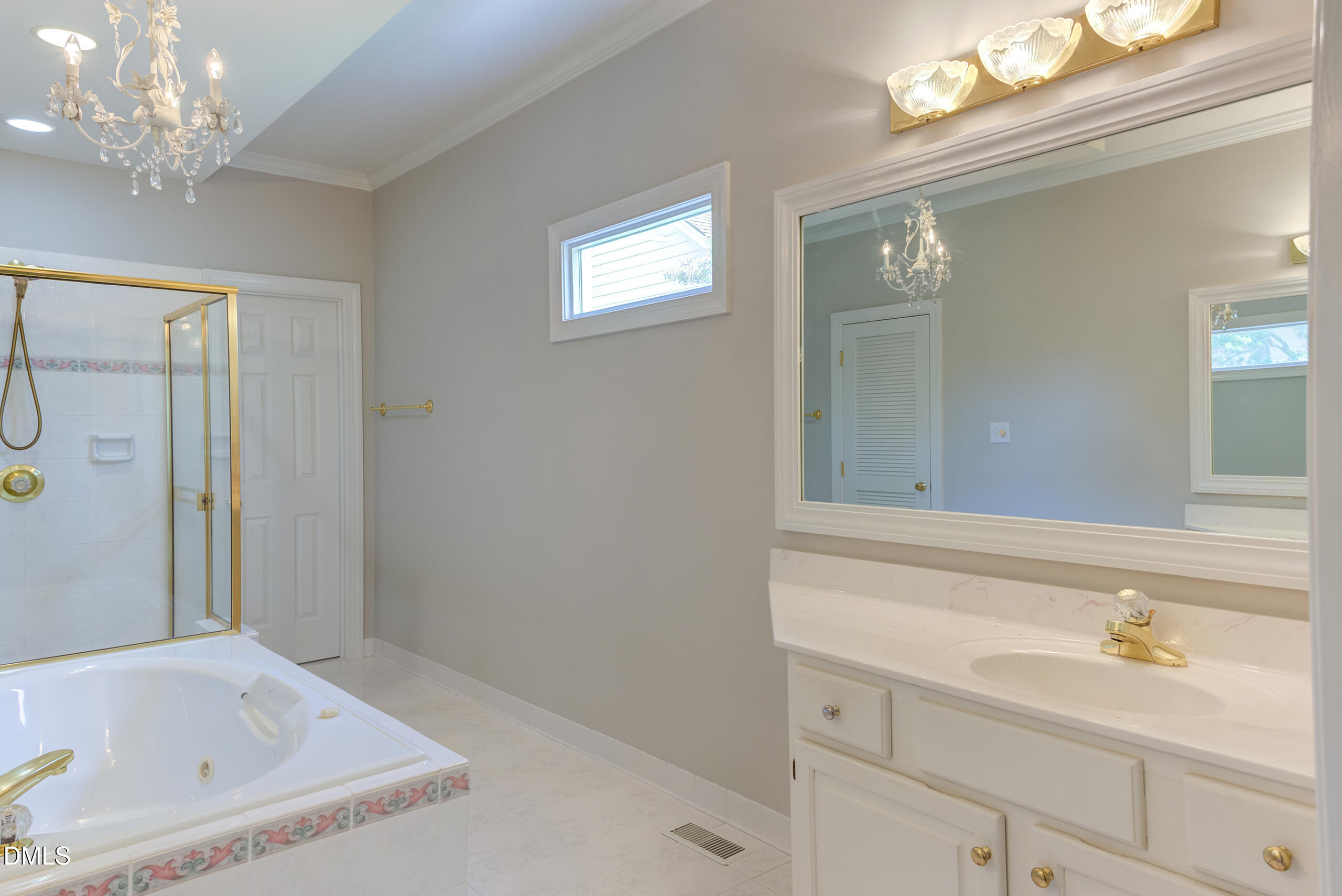 2912 Hawtree Drive Raleigh, NC 27613 - Photo 23 of 47 IMG_0988_89_90