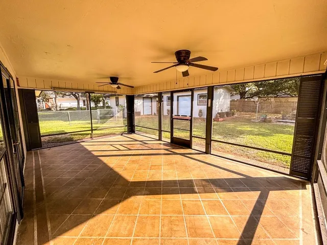 $2,500 | 105 Bluebird Circle, Highland Haven, TX 78654