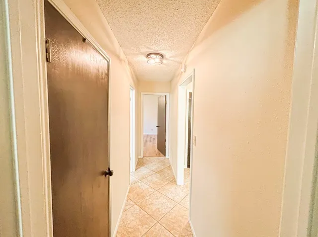 $2,500 | 105 Bluebird Circle, Highland Haven, TX 78654