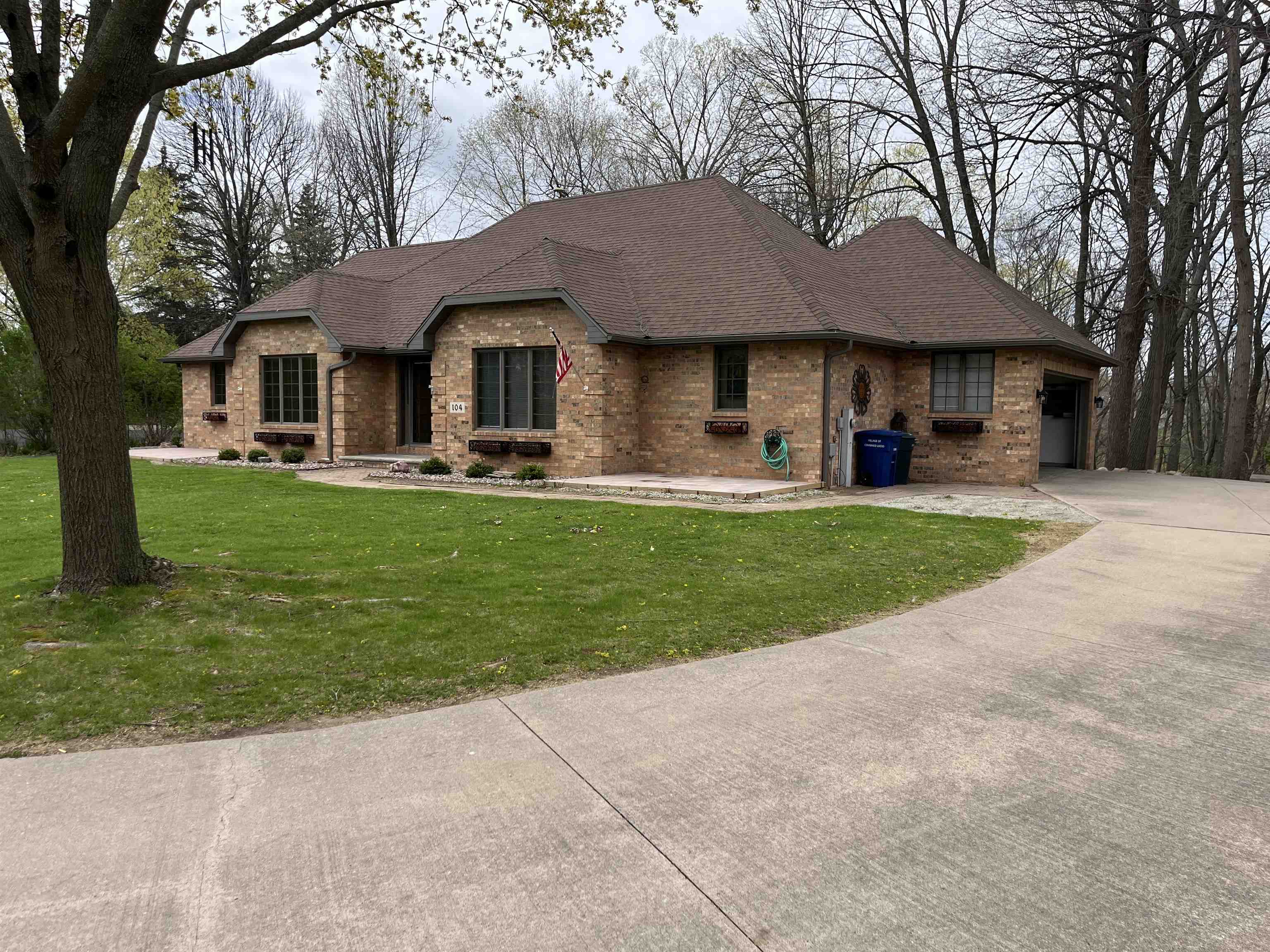 104 Wulgaert Way Combined Locks, WI 54113 - Photo 2 of 41