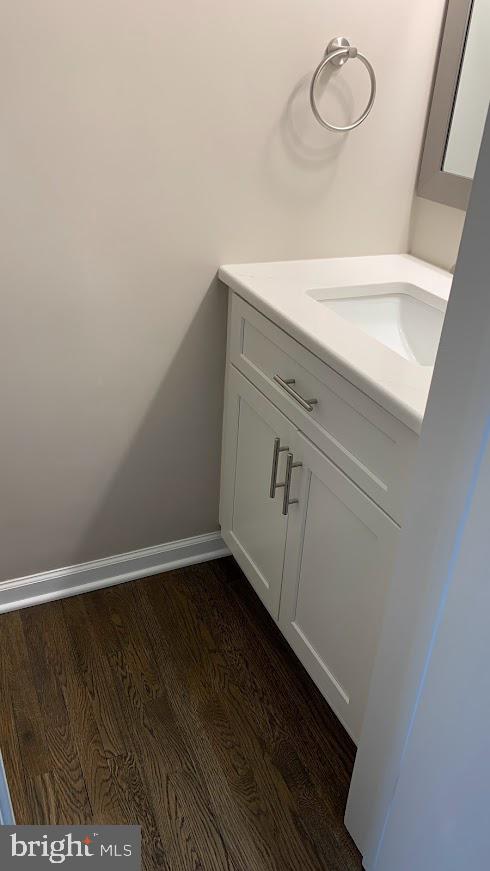 8070 Inverness Ridge Road Potomac, MD 20854 - Photo 12 of 28 Powder Room