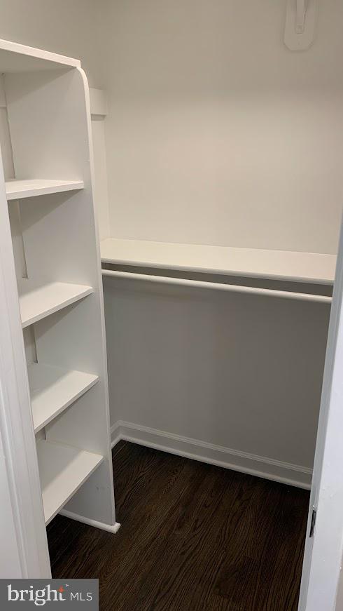 8070 Inverness Ridge Road Potomac, MD 20854 - Photo 18 of 28 Master Walk-in Closet
