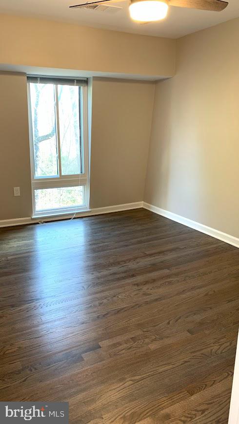 8070 Inverness Ridge Road Potomac, MD 20854 - Photo 20 of 28 Bedroom