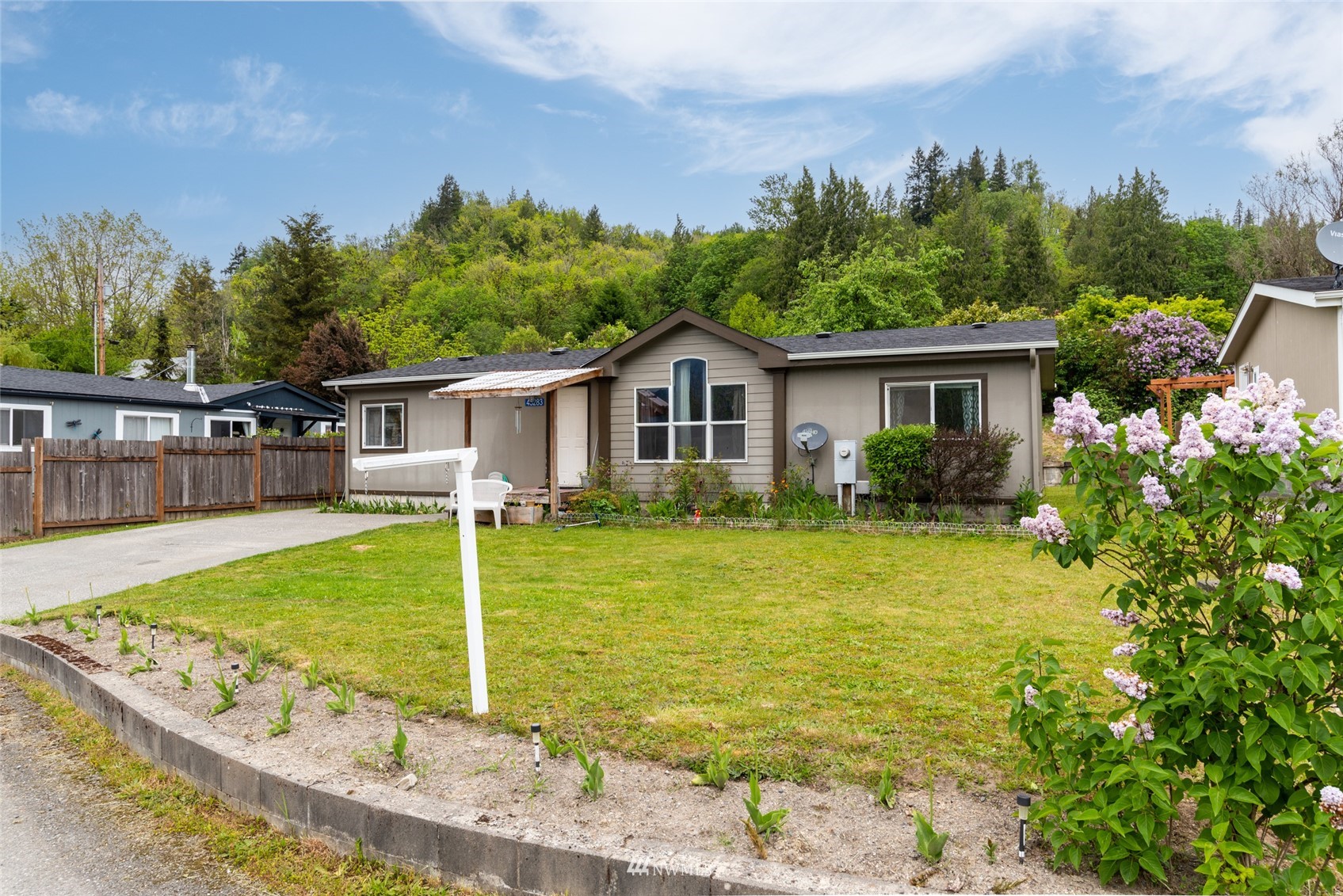45283 Ridgeway Court Concrete, WA 98237 - Photo 2 of 17 Gallery Image 2