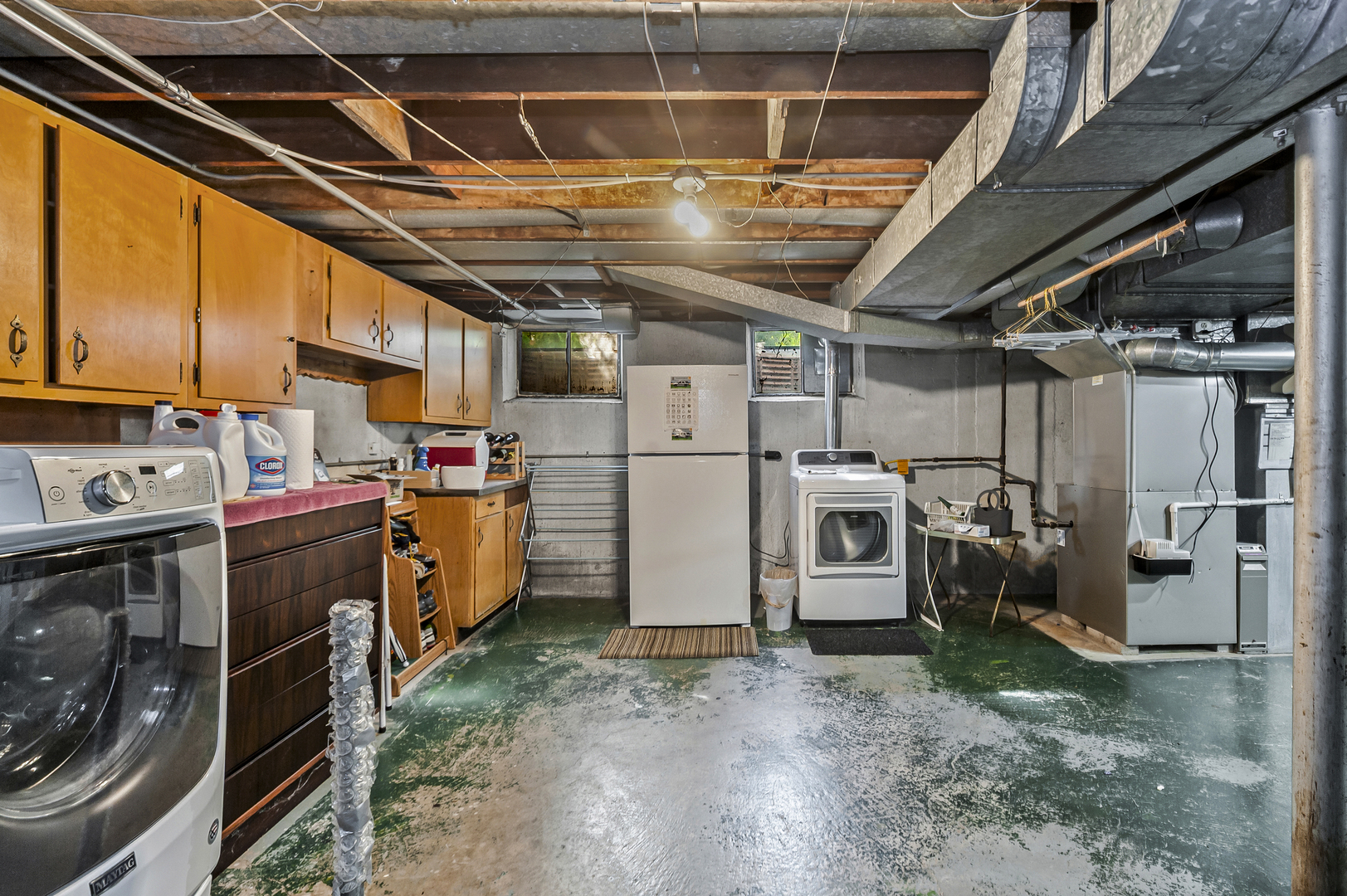 1128 Green Bay Road Glencoe, IL 60022 - Photo 19 of 28 a utility room with dryer and washer