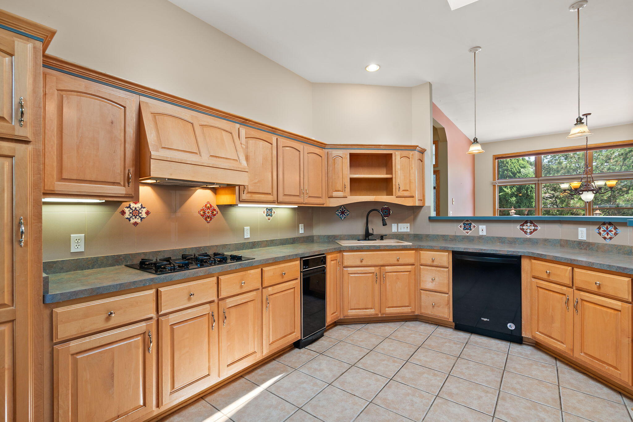 9033 Dallas Place Crown Point, IN 46307 - Photo 5 of 23 2048x1365