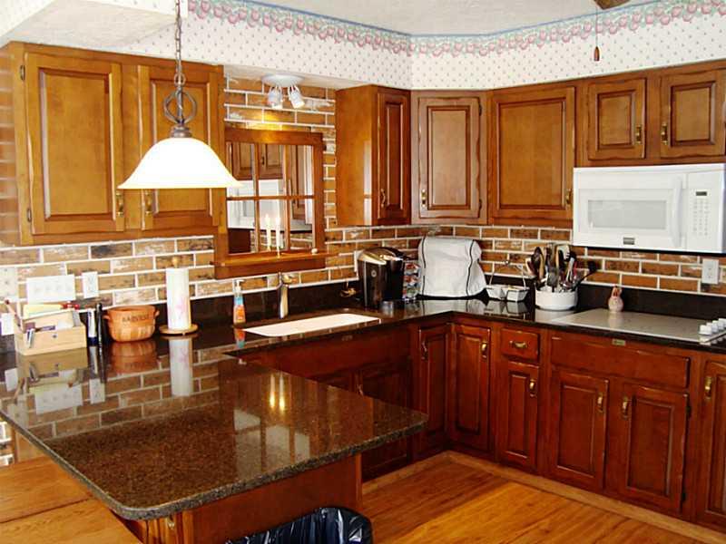 Kitchen. 