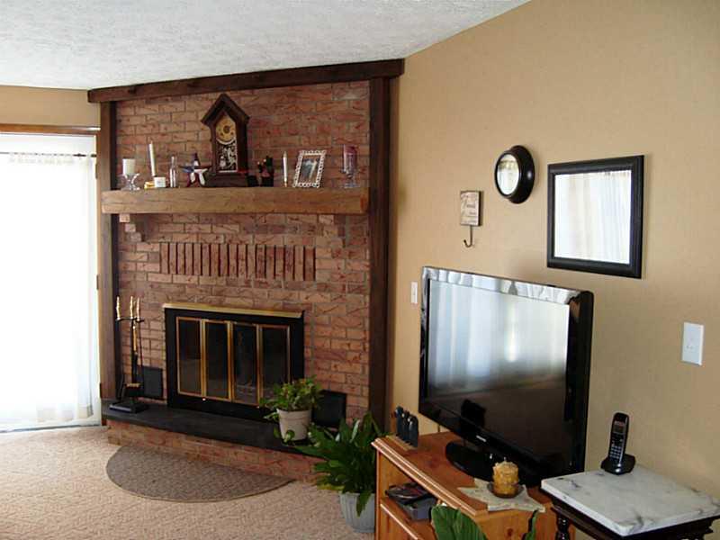 1219 Butler Pike Mercer, PA 16137 - Photo 10 of 25 Family Room.