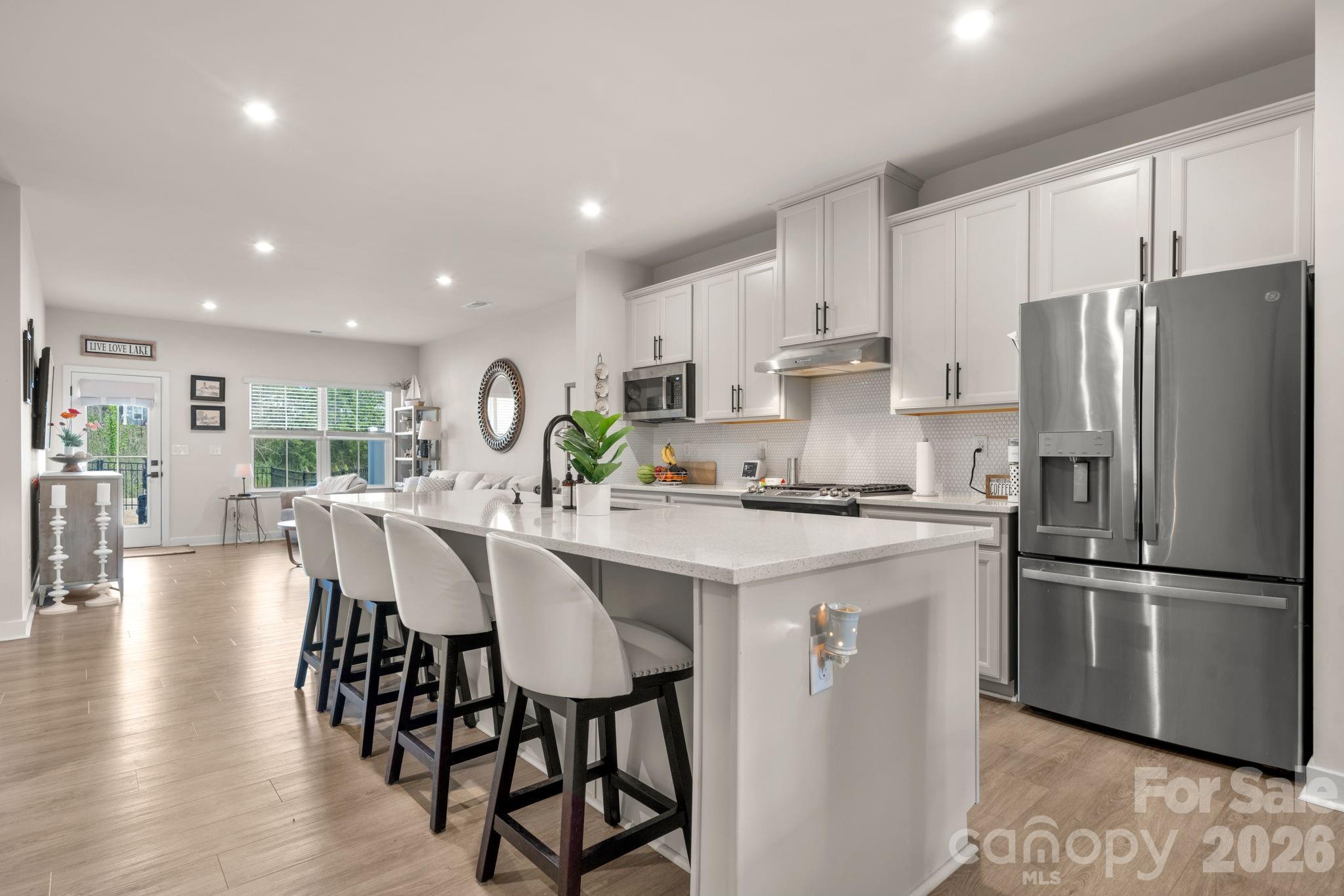 910 Prince Garrett Way Denver, NC 28037 - Photo 3 of 47