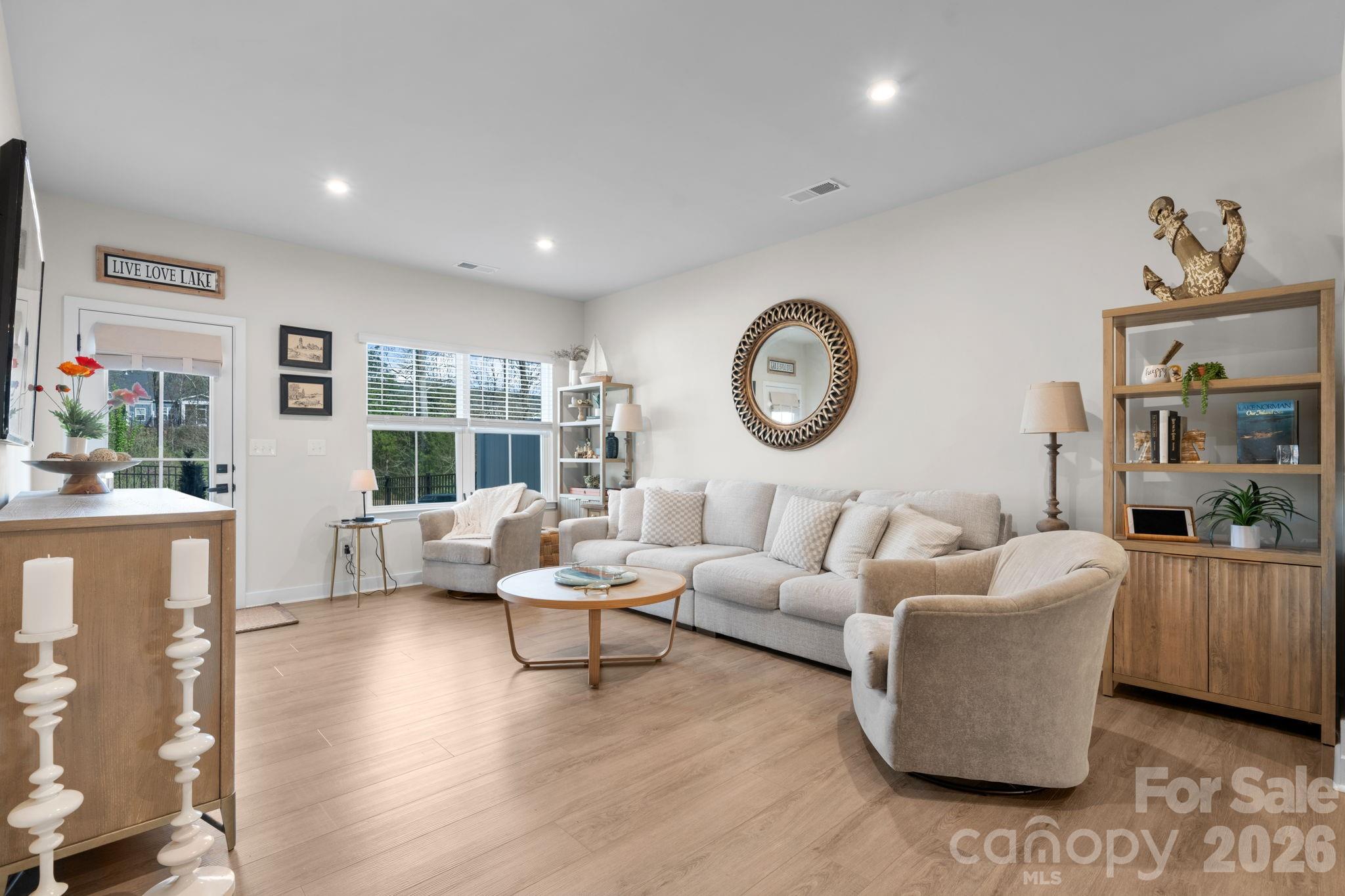 910 Prince Garrett Way Denver, NC 28037 - Photo 8 of 47