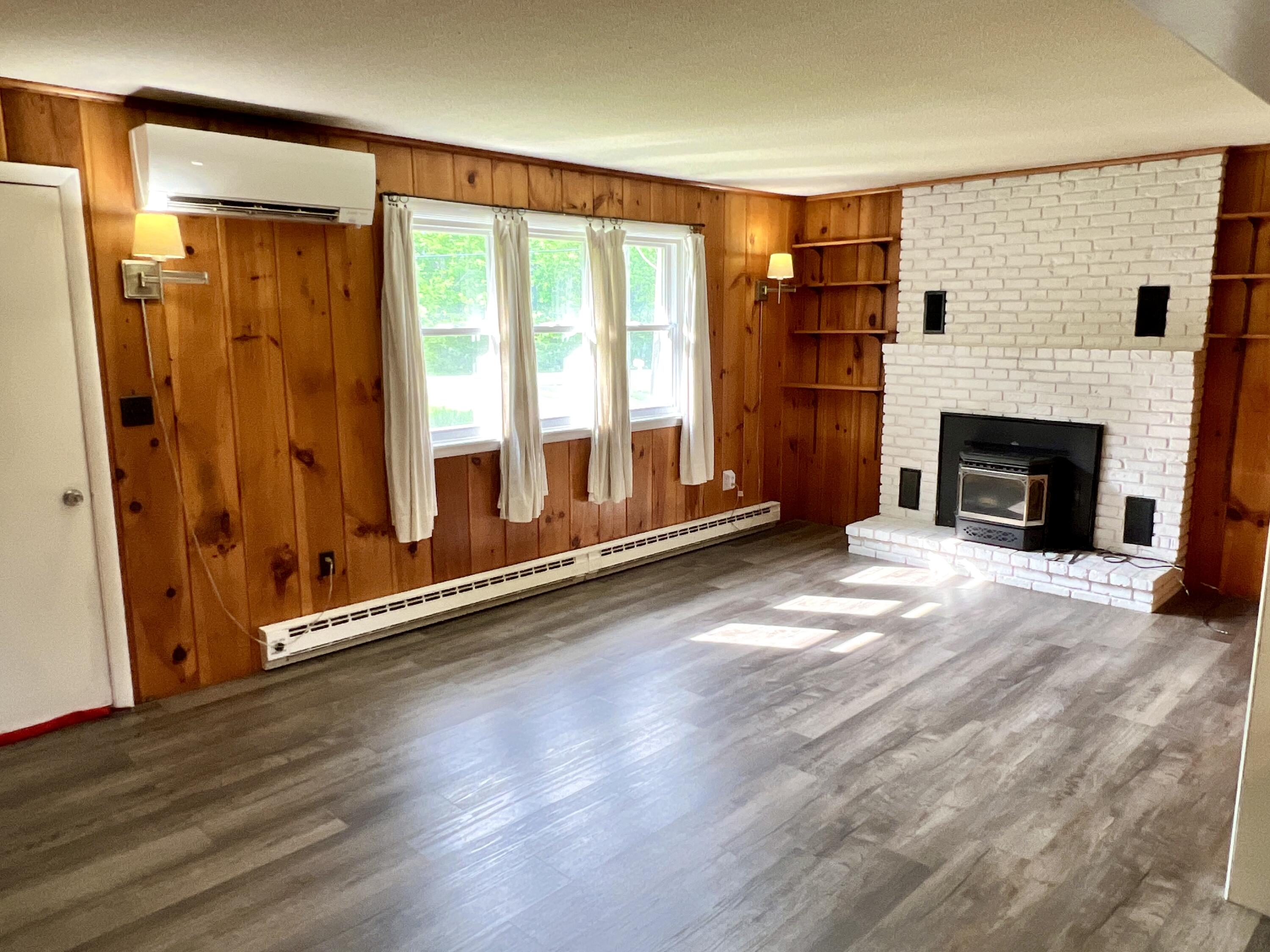 75 Unity Road Benton, ME 04901 - Photo 8 of 15 Livingroom