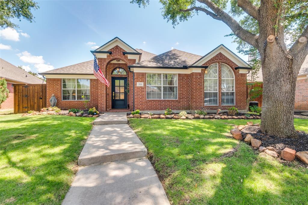 208 Touchdown Drive Irving, TX 75063 - Photo 1 of 31