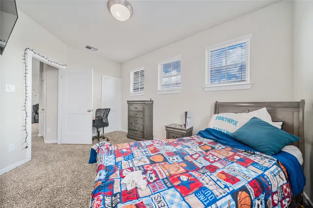 $395,000 | 4510 Peloton Road, Rosharon, TX 77583