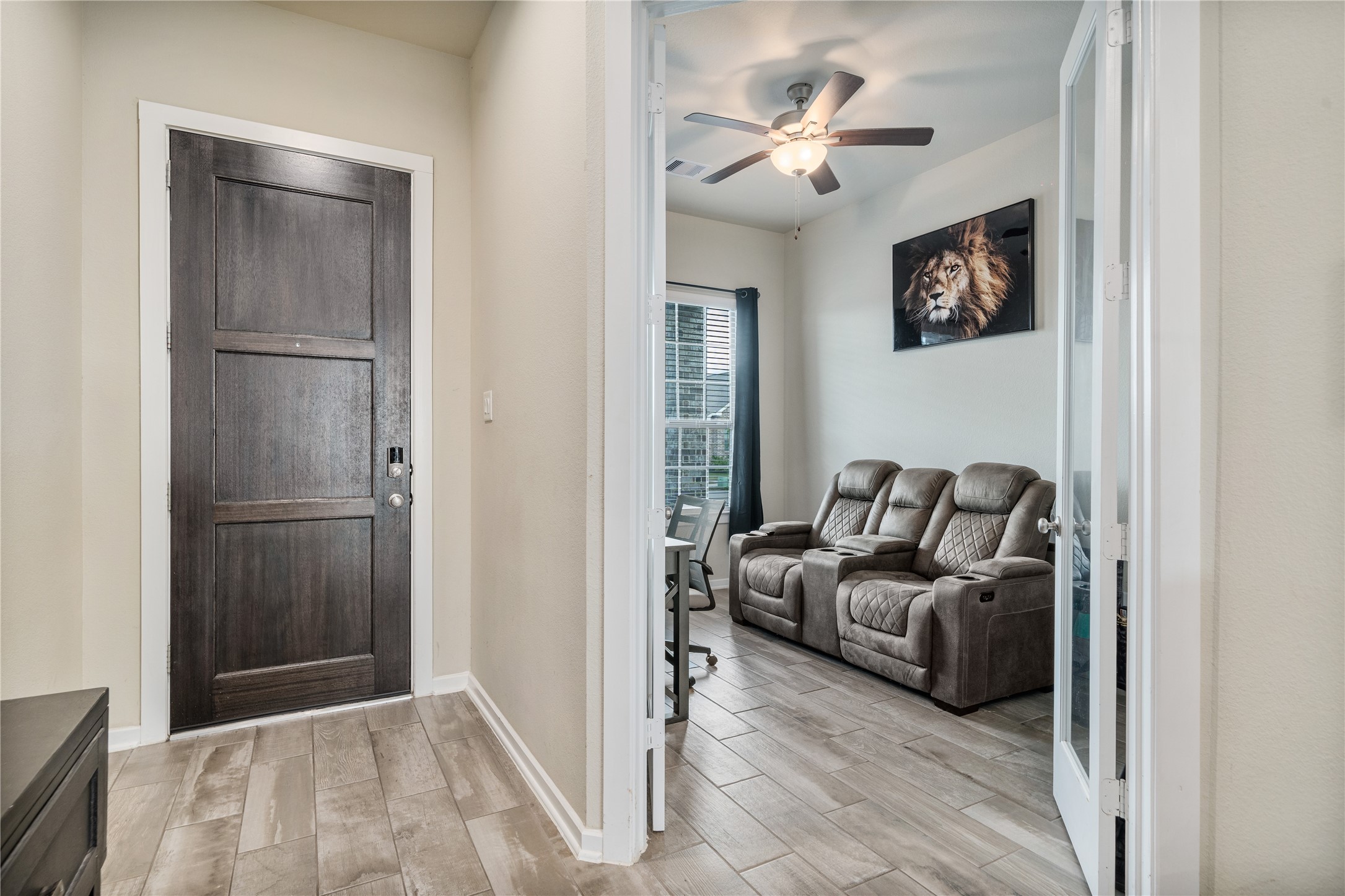 4510 Peloton Road Rosharon, TX 77583 - Photo 5 of 45