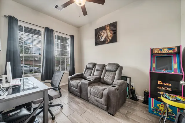 $395,000 | 4510 Peloton Road, Rosharon, TX 77583