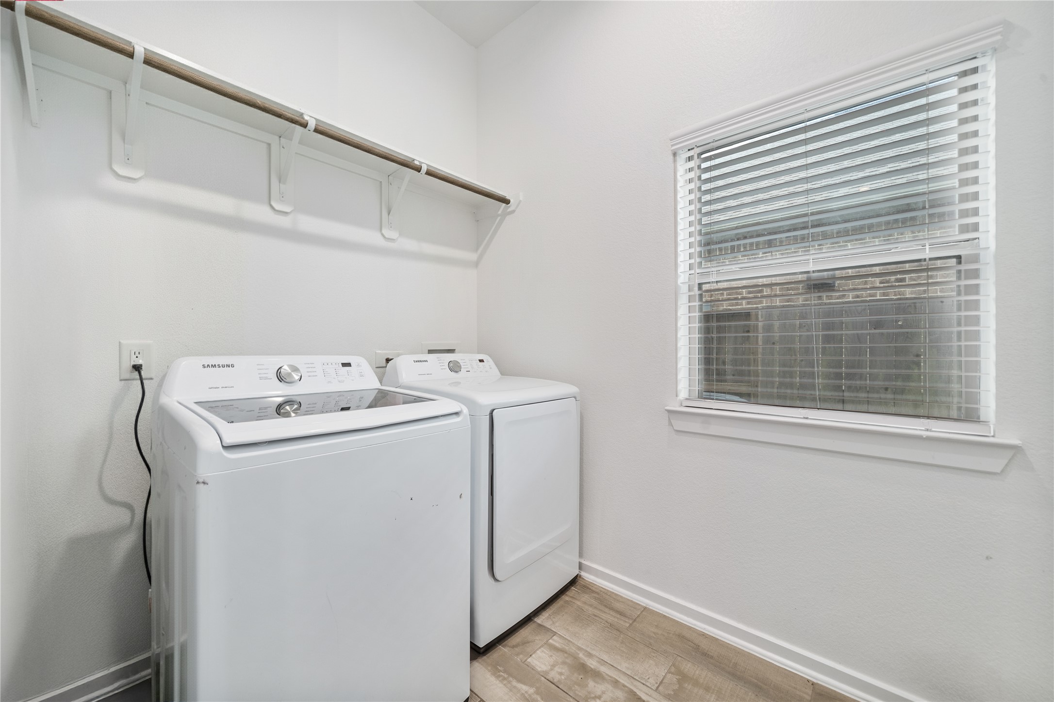 4510 Peloton Road Rosharon, TX 77583 - Photo 9 of 45