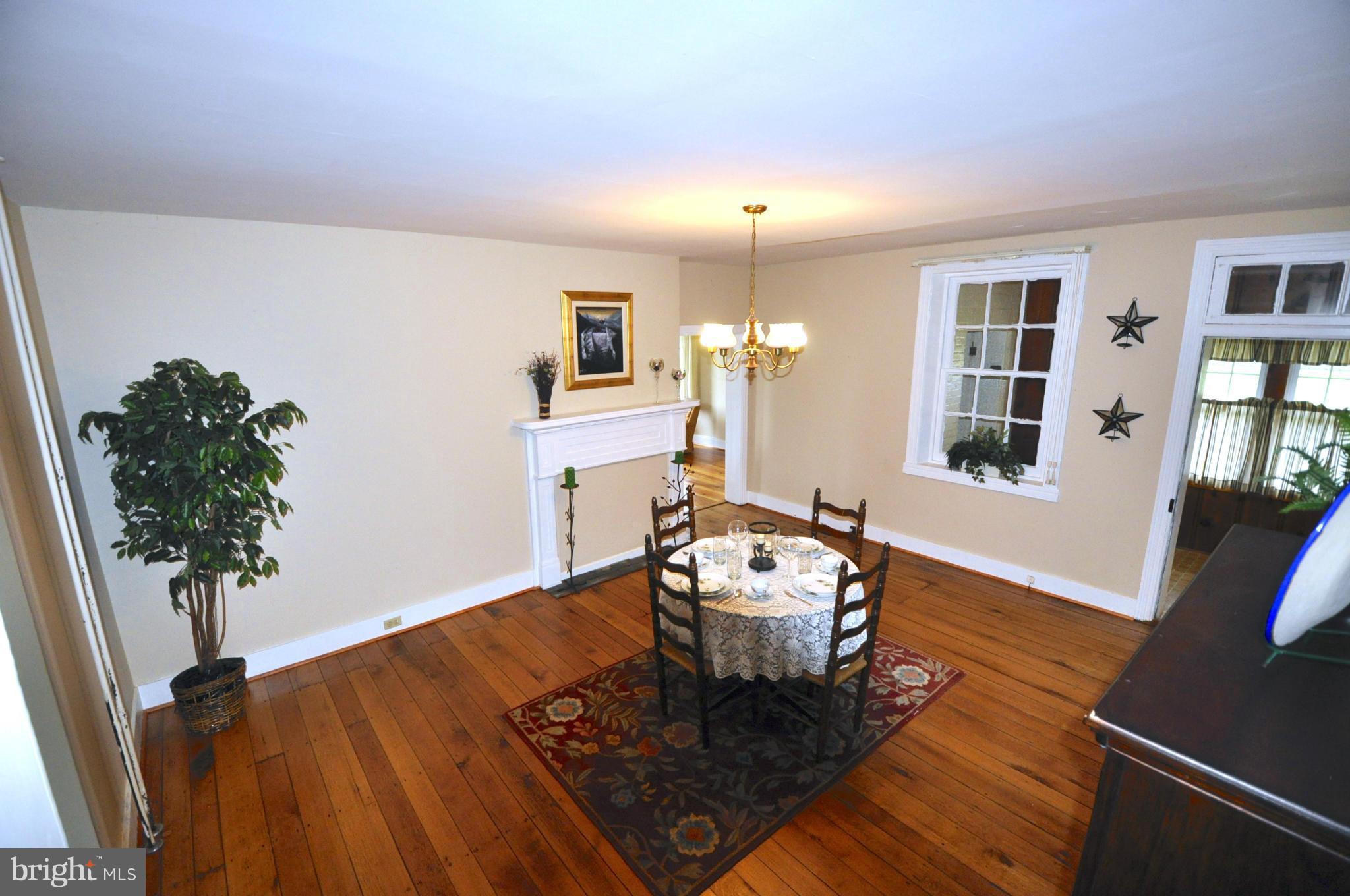 3516 Sumantown Road Middletown, MD 21769 - Photo 12 of 30 Dining Room