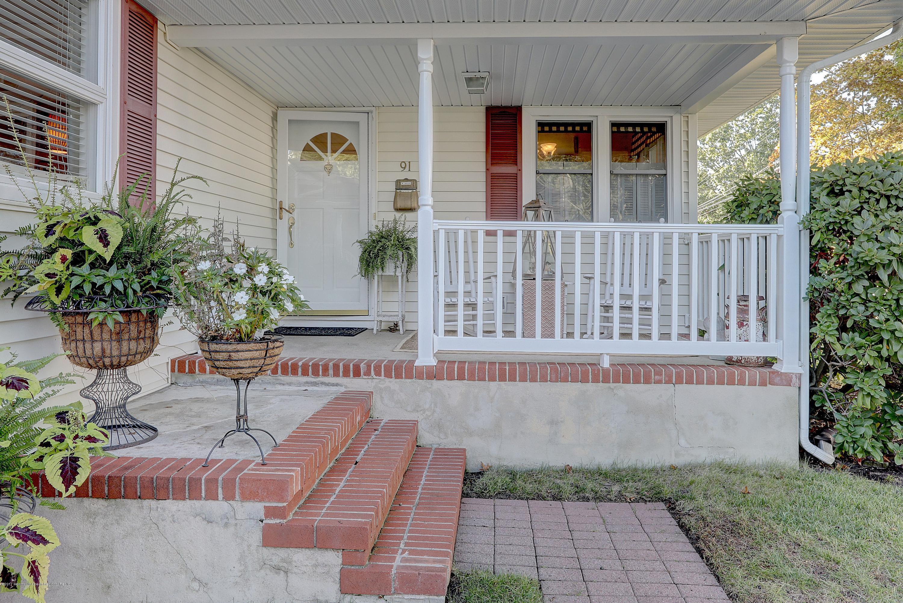 91 Manito Road Manasquan, NJ 08736 - Photo 3 of 27 003_Front Porch
