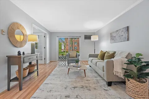 $235,000 | 303 East Henry Clay Street, Unit 104, Whitefish Bay, WI 53217