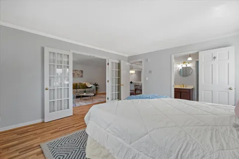 $235,000 | 303 East Henry Clay Street, Unit 104, Whitefish Bay, WI 53217