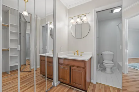 $235,000 | 303 East Henry Clay Street, Unit 104, Whitefish Bay, WI 53217