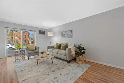 $235,000 | 303 East Henry Clay Street, Unit 104, Whitefish Bay, WI 53217