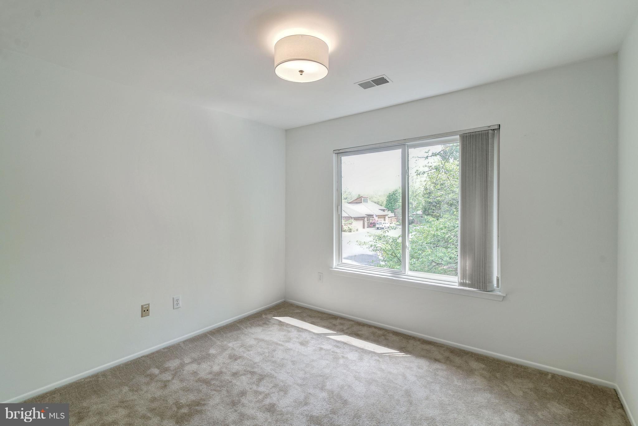 2171 Cabots Point Lane Reston, VA 20191 - Photo 22 of 30 Bedroom