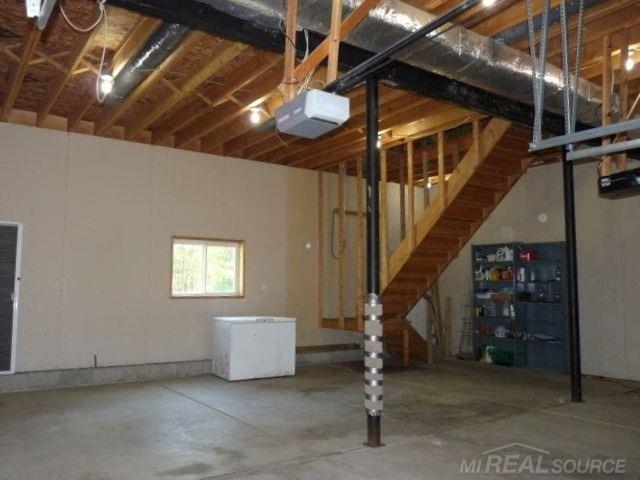 3776 Breen Road Emmett, MI 48022 - Photo 25 of 34 Garage