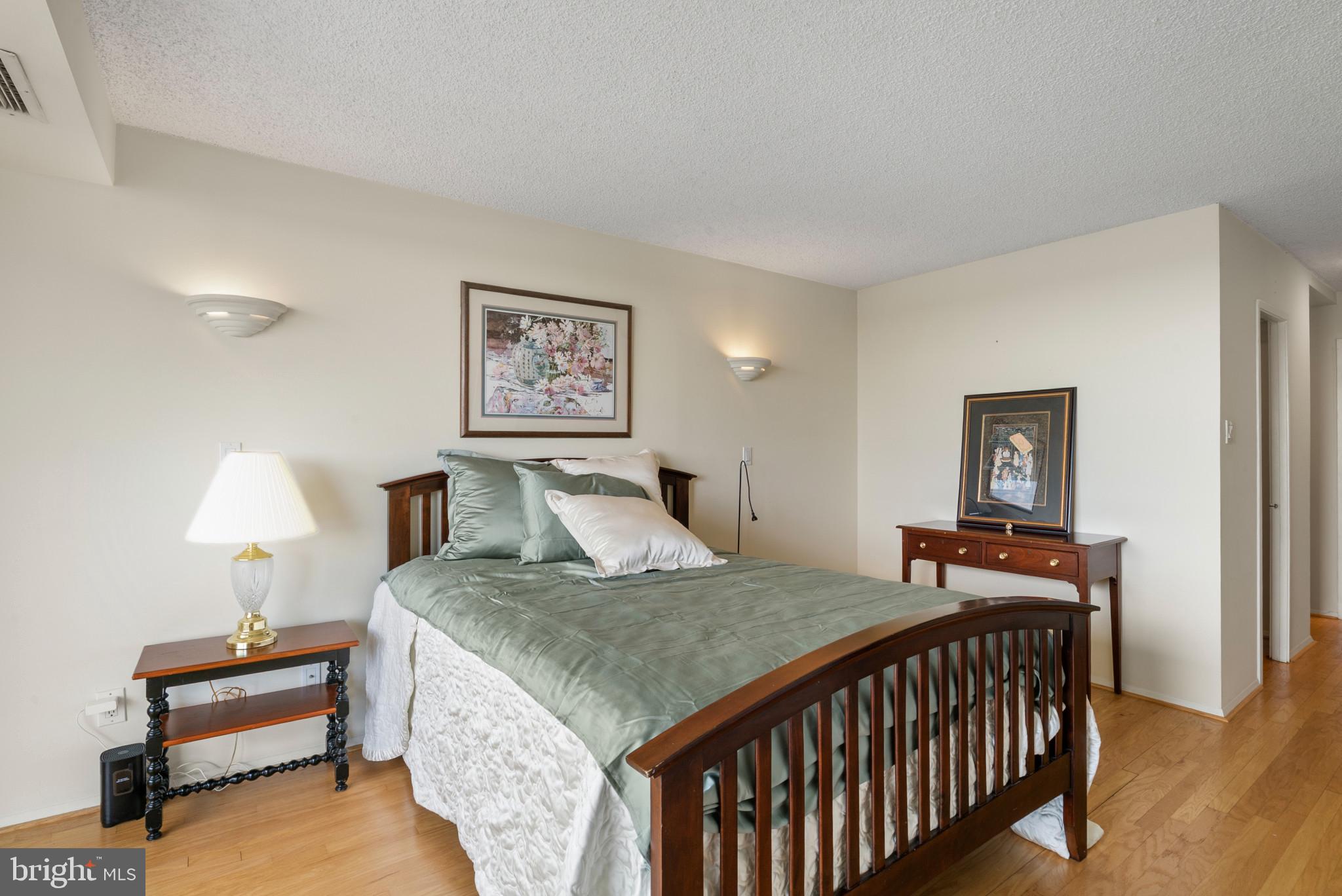 1800 Old Meadow Road, Unit 903 McLean, VA 22102 - Photo 19 of 27