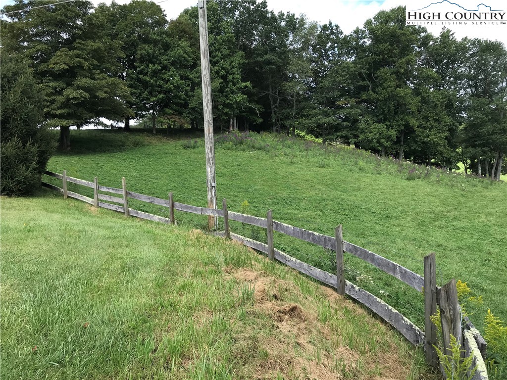 775-777 Big Hill Road Boone, NC 28607 - Photo 2 of 6 Gallery Image 2
