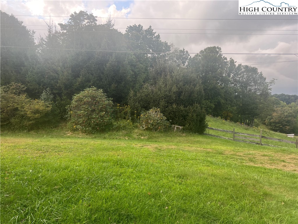 775-777 Big Hill Road Boone, NC 28607 - Photo 5 of 6 Gallery Image 5